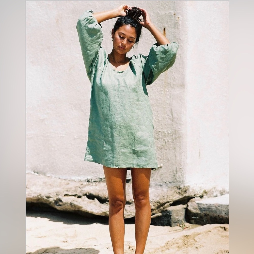 Gillia 100% Linen Mini Dress in Sage
